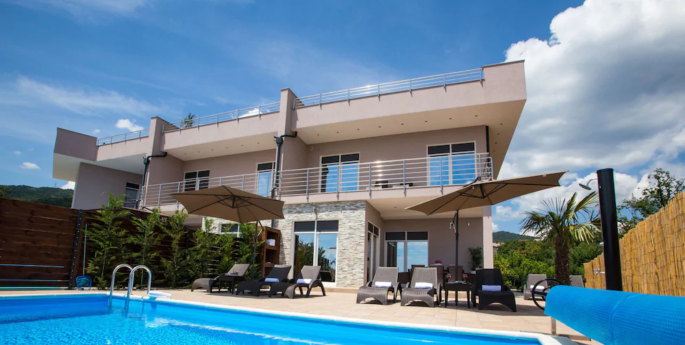 Villa Lorena
