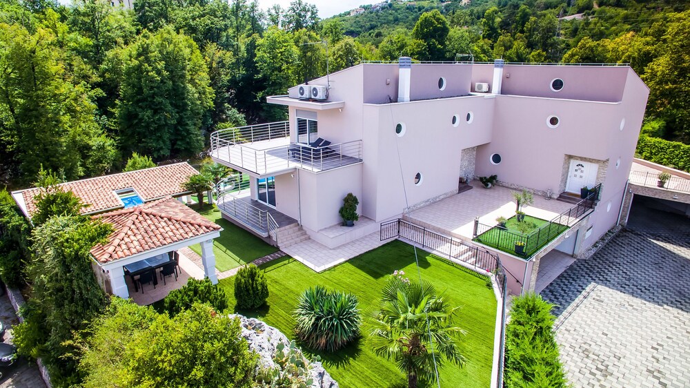 Villa Lorena