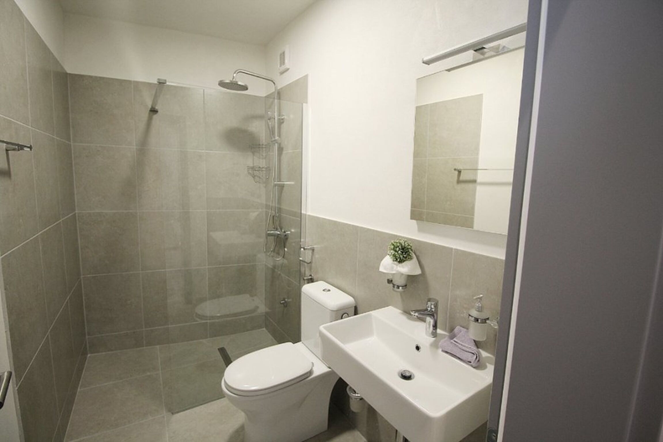 Alessio Premium Rooms