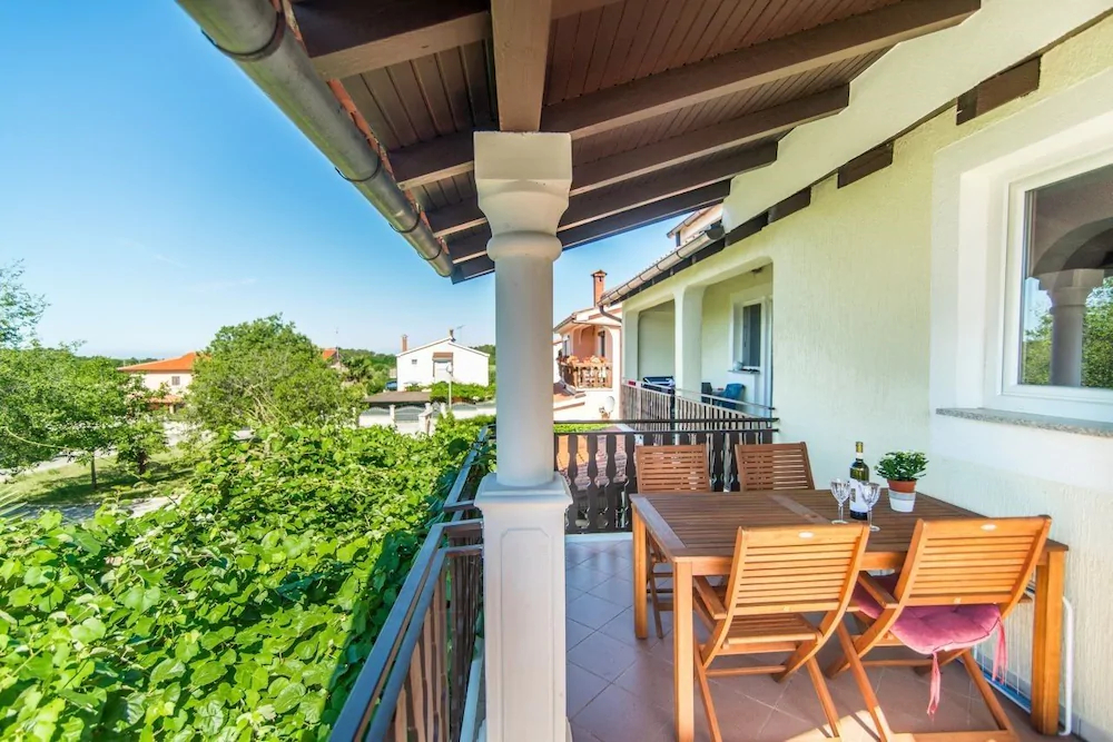 Apartments Marina