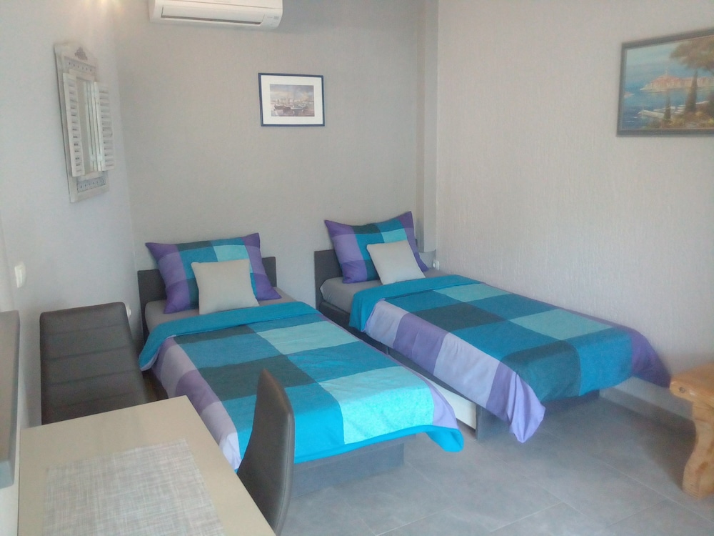 Apartments Nikic