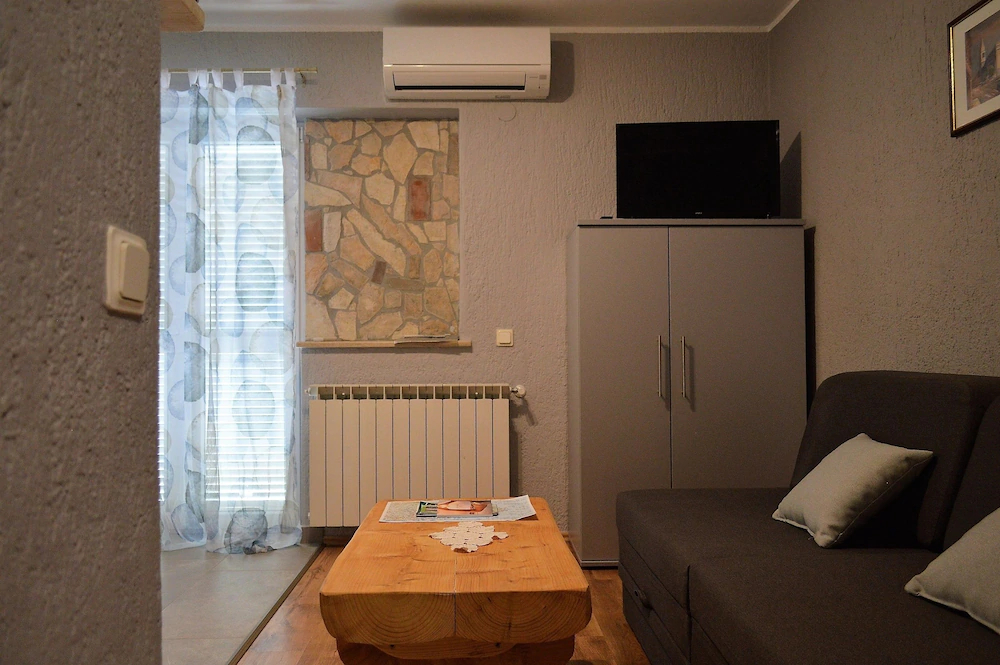 Apartments Nikic