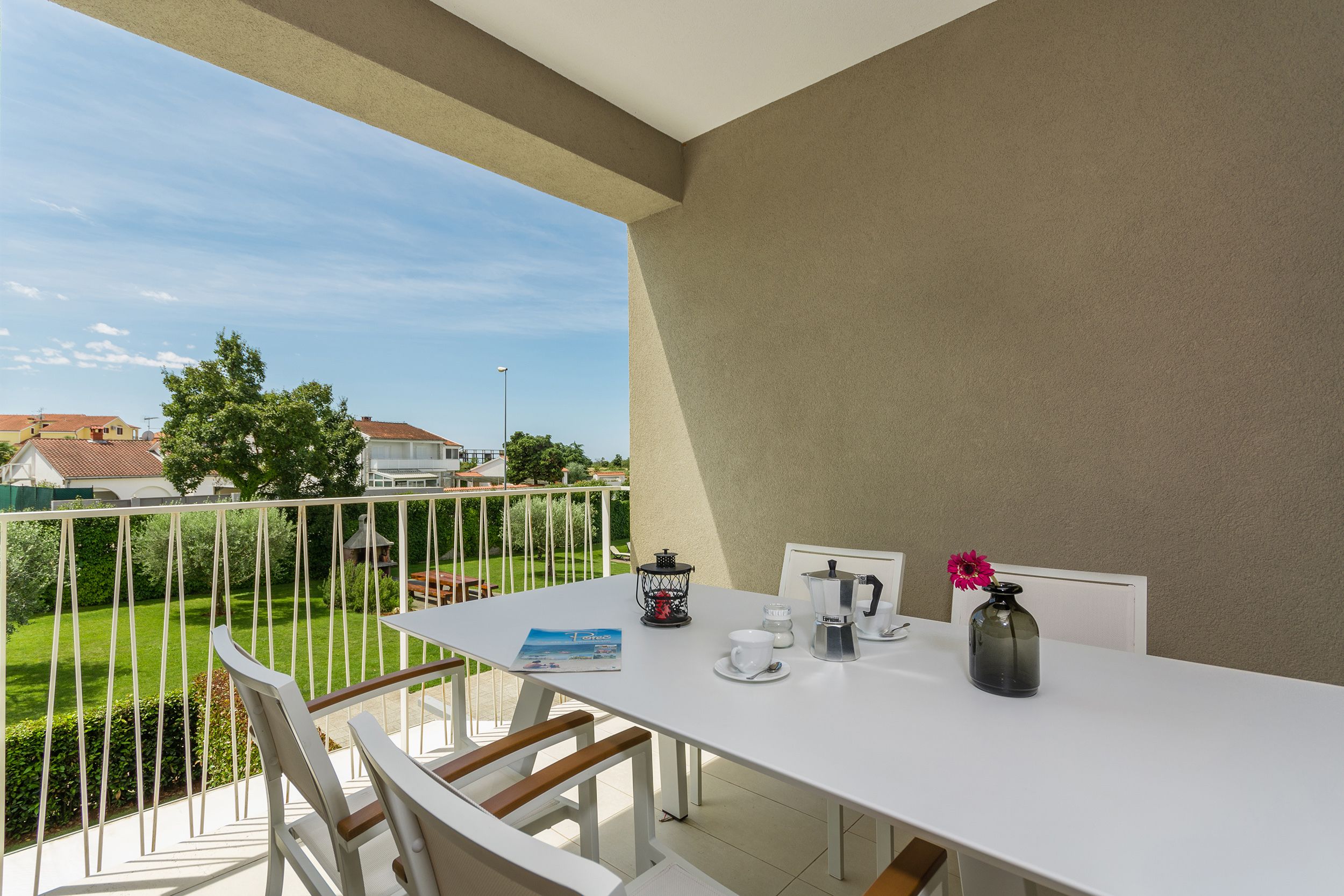Maj Premium Residence