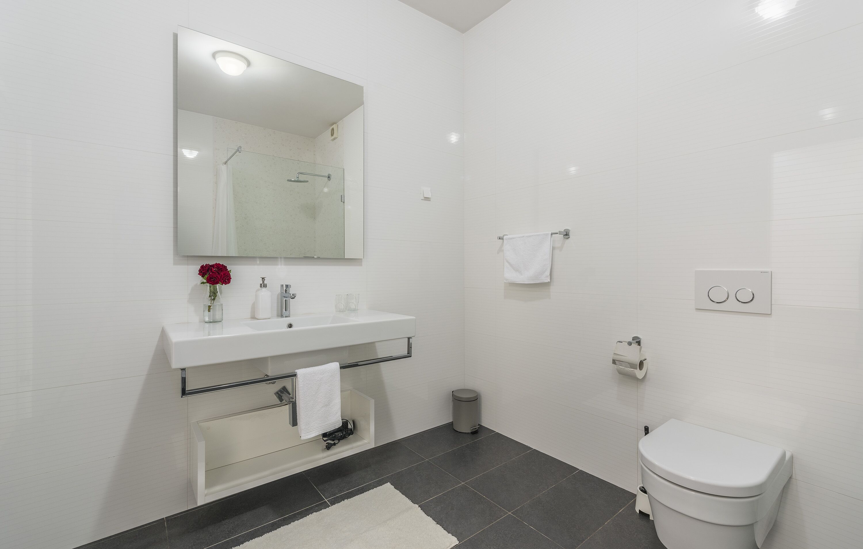 Maj Premium Residence
