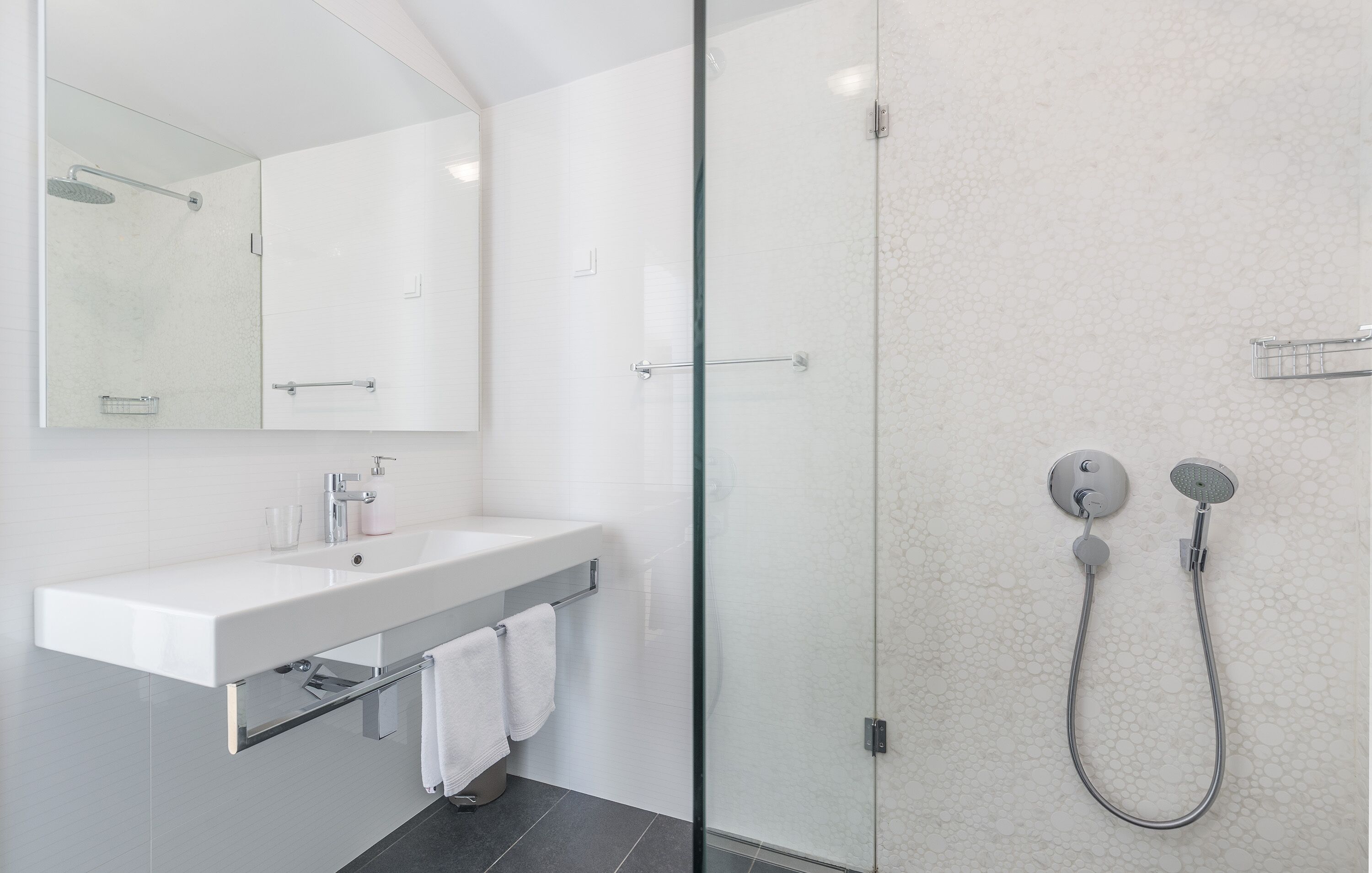 Maj Premium Residence