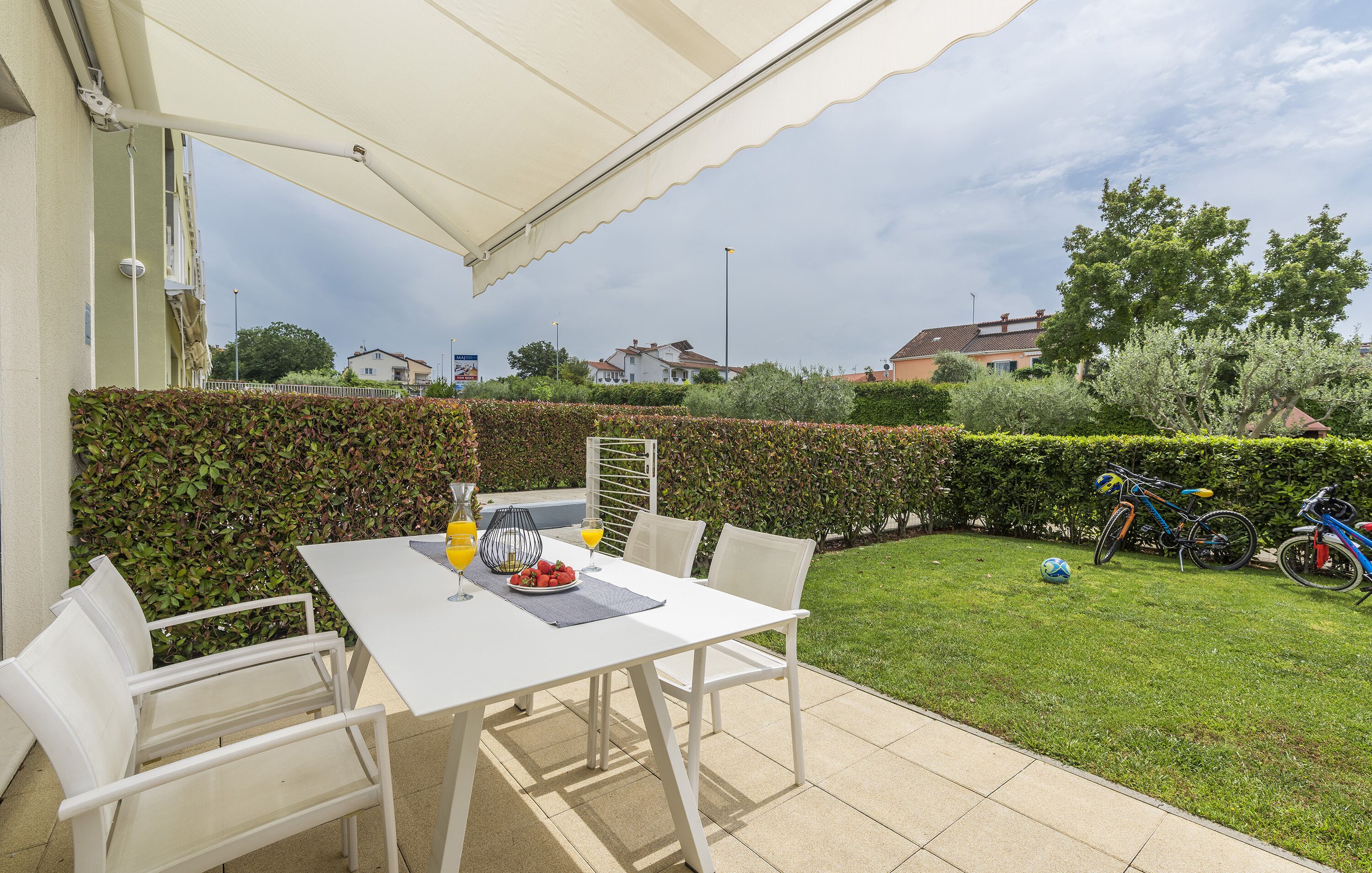 Maj Premium Residence