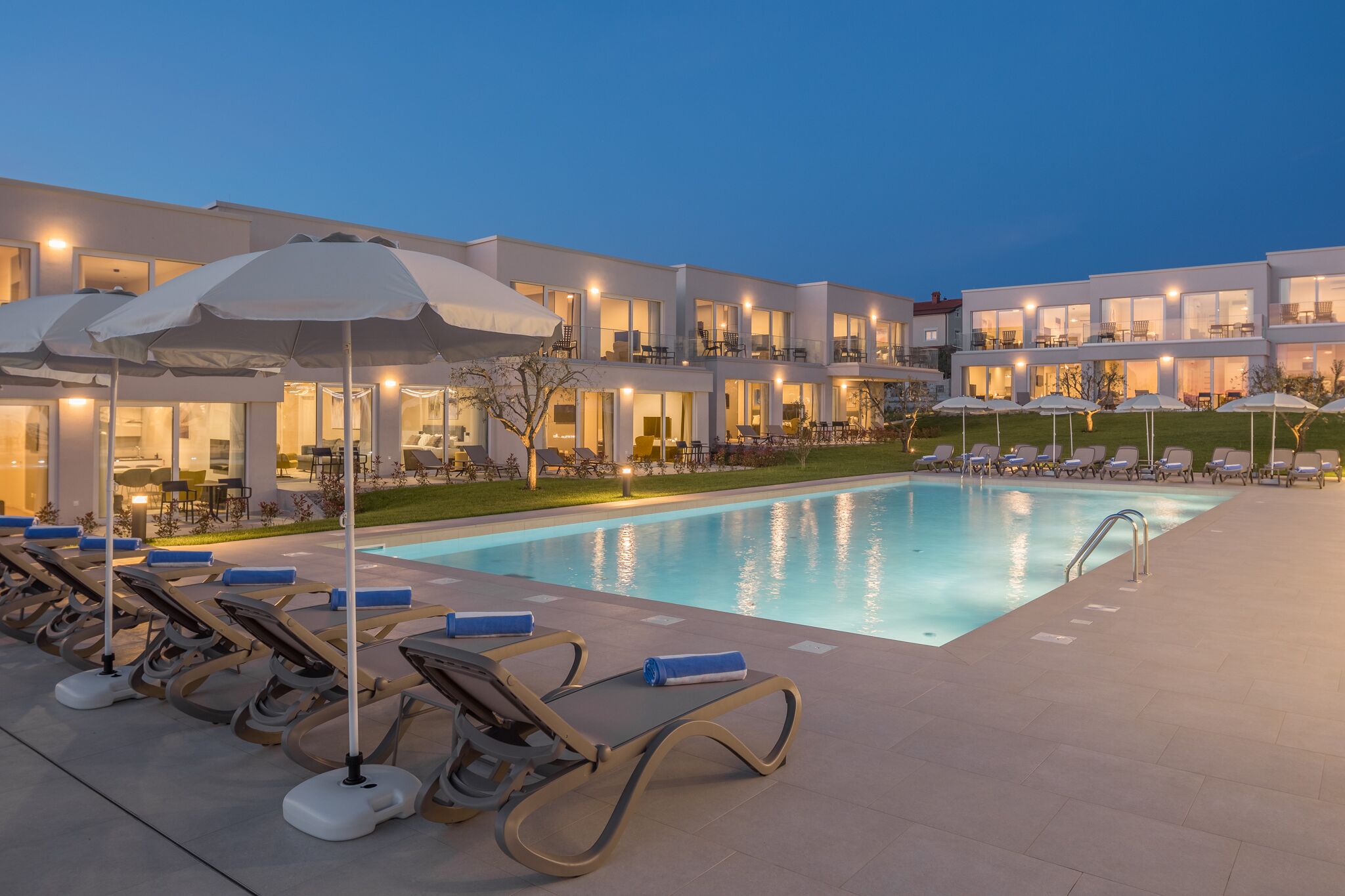 Maj Premium Residence