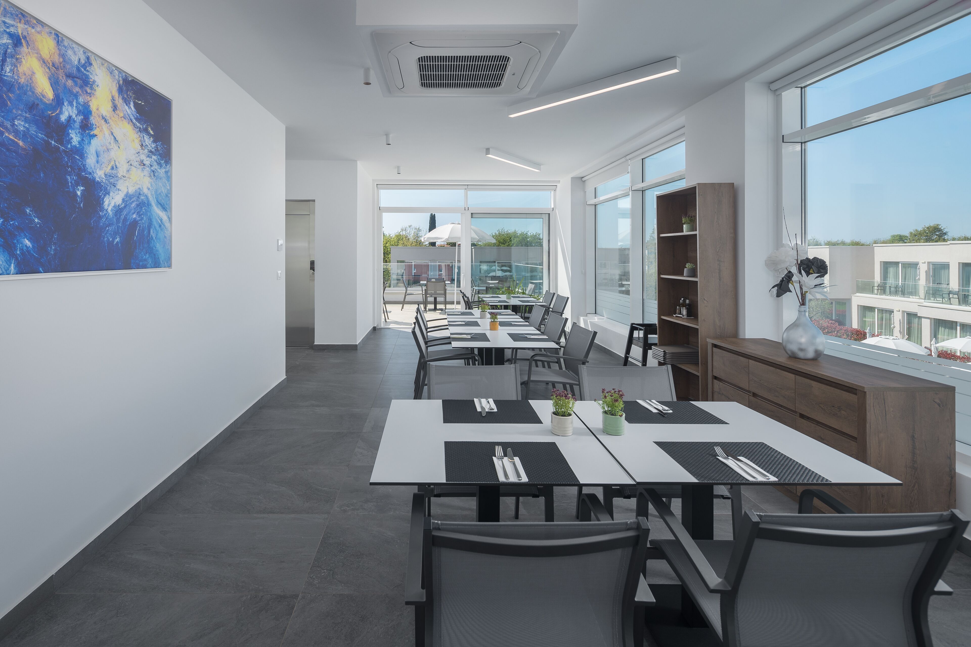 Maj Premium Residence