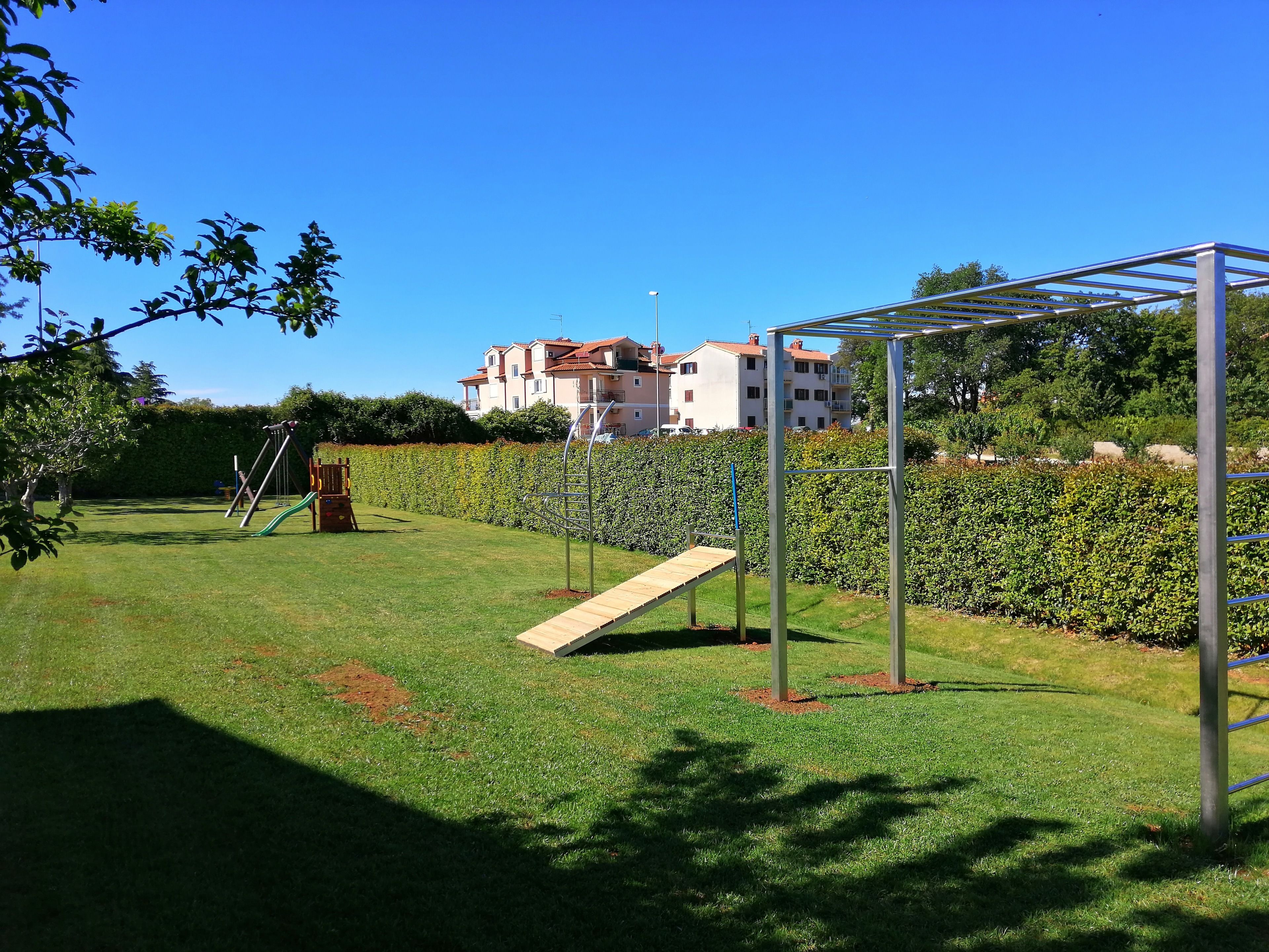 Maj Premium Residence