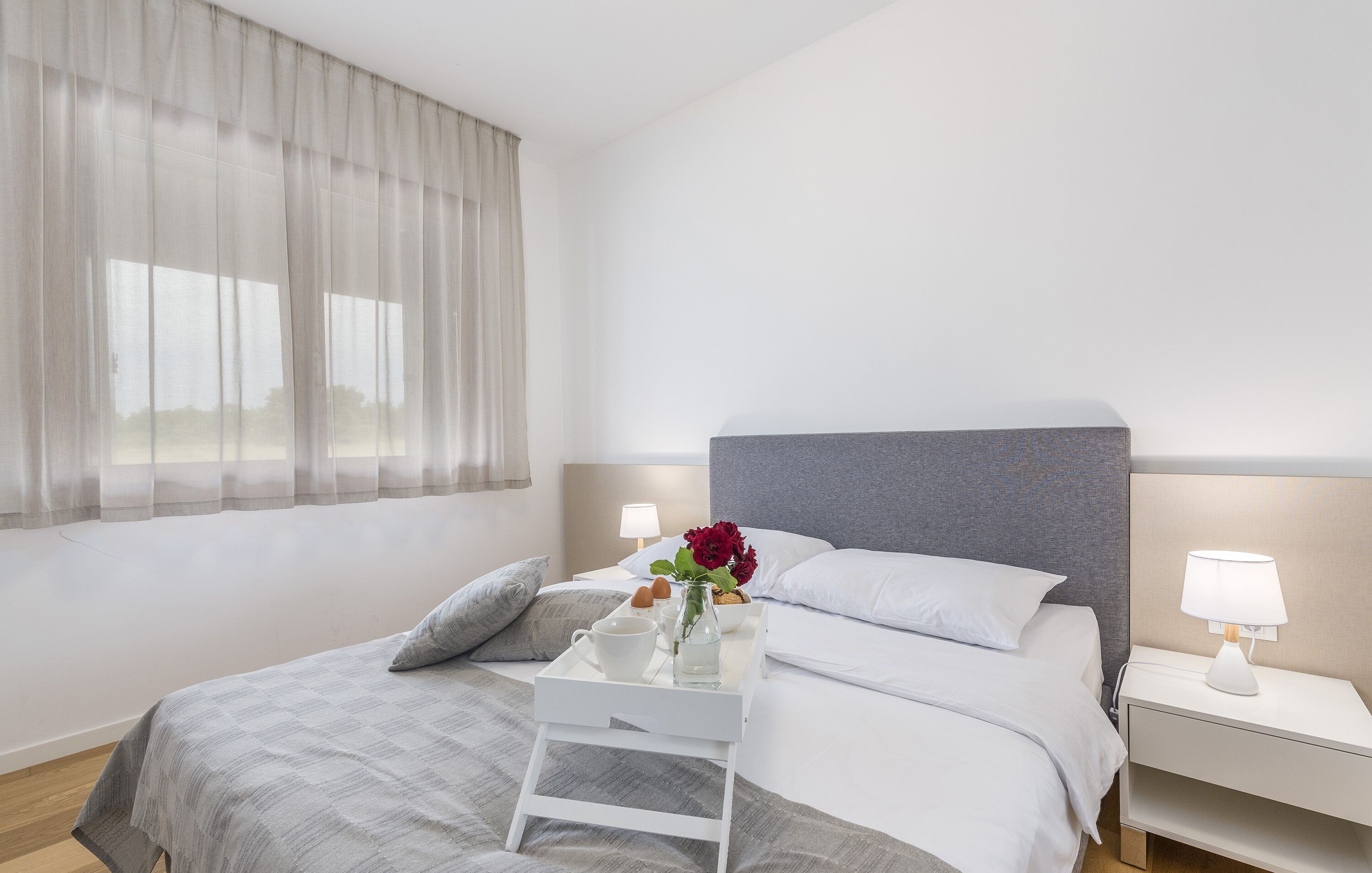Maj Premium Residence