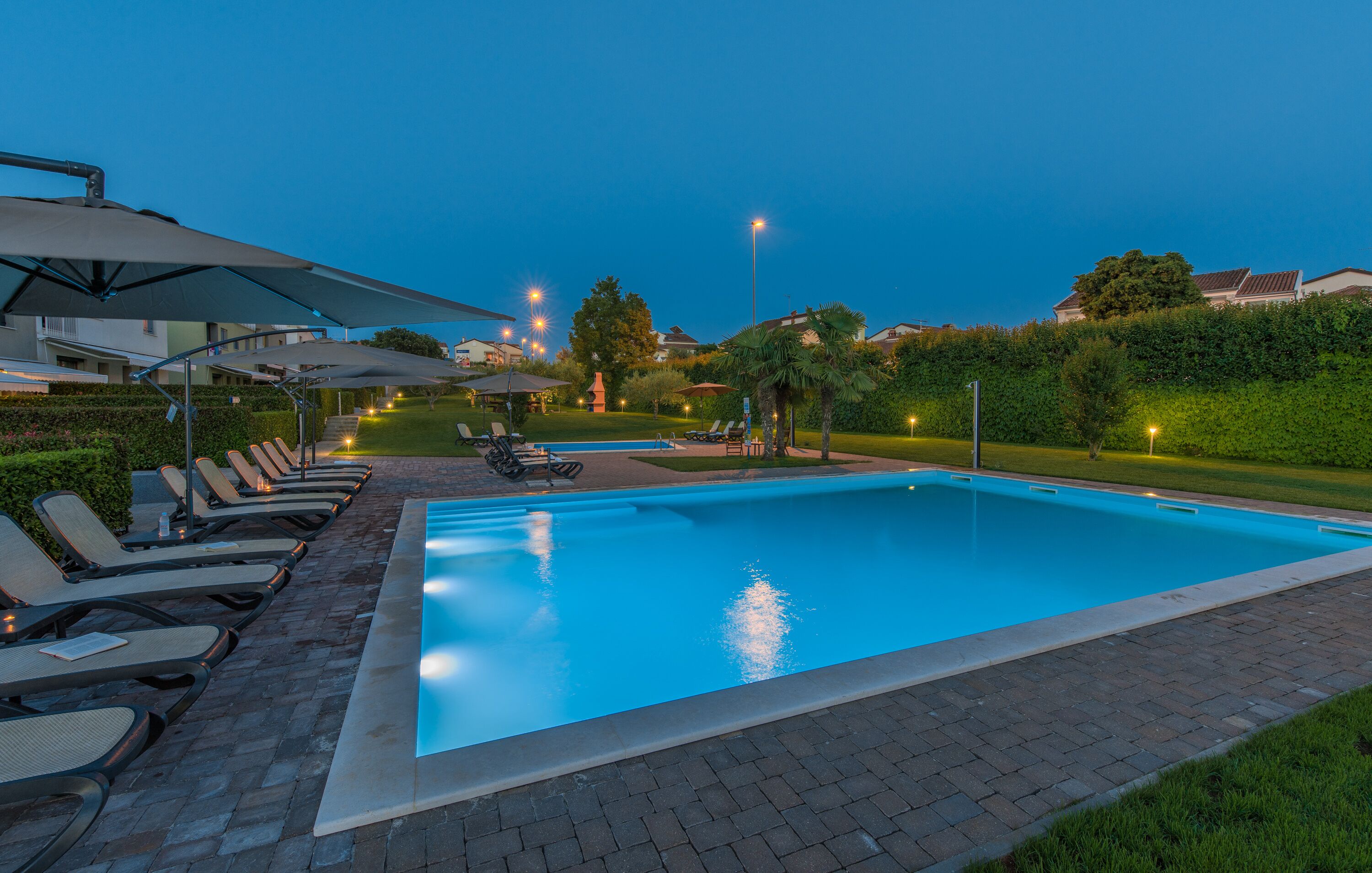 Maj Premium Residence