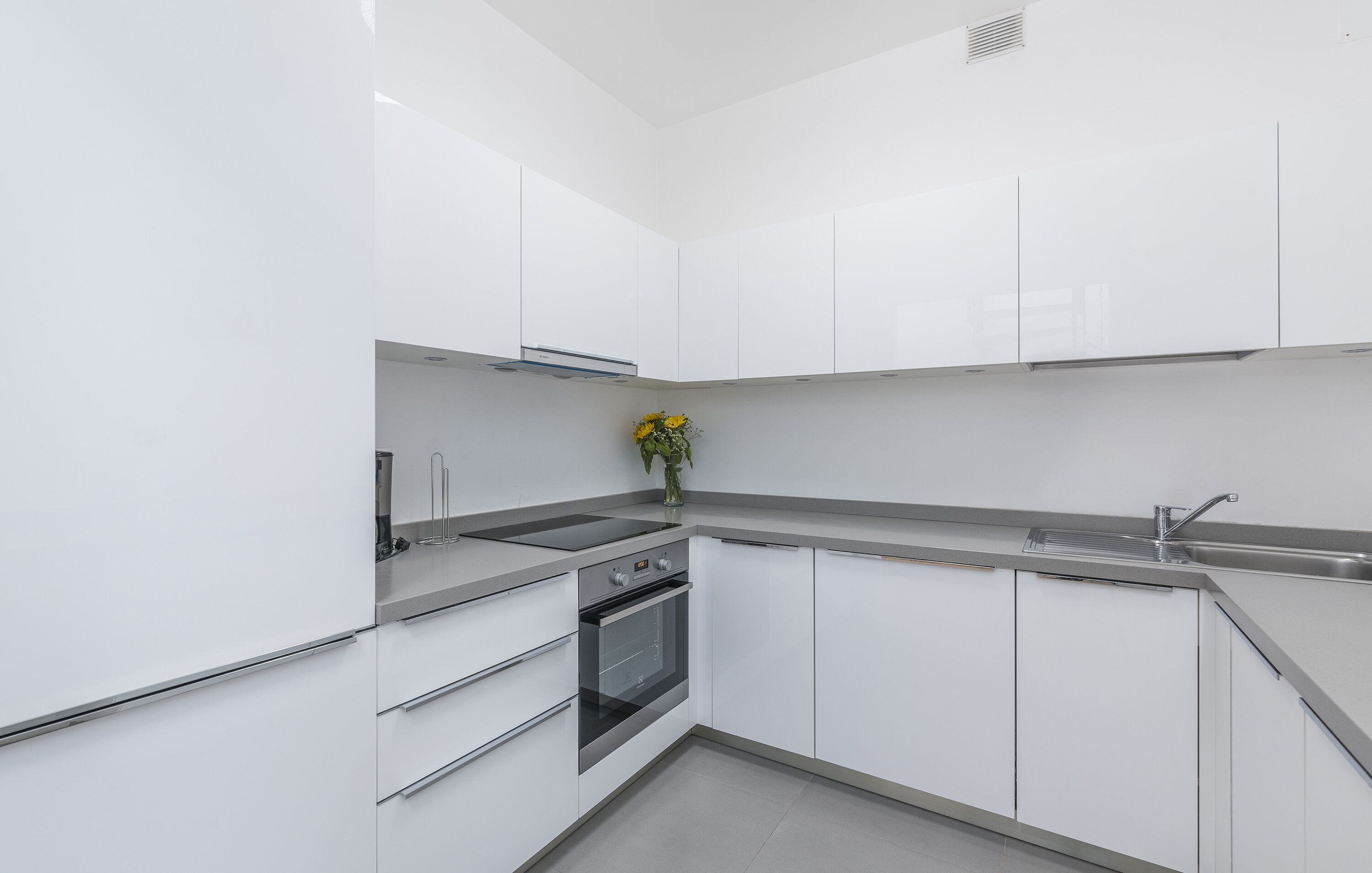 Maj Premium Residence