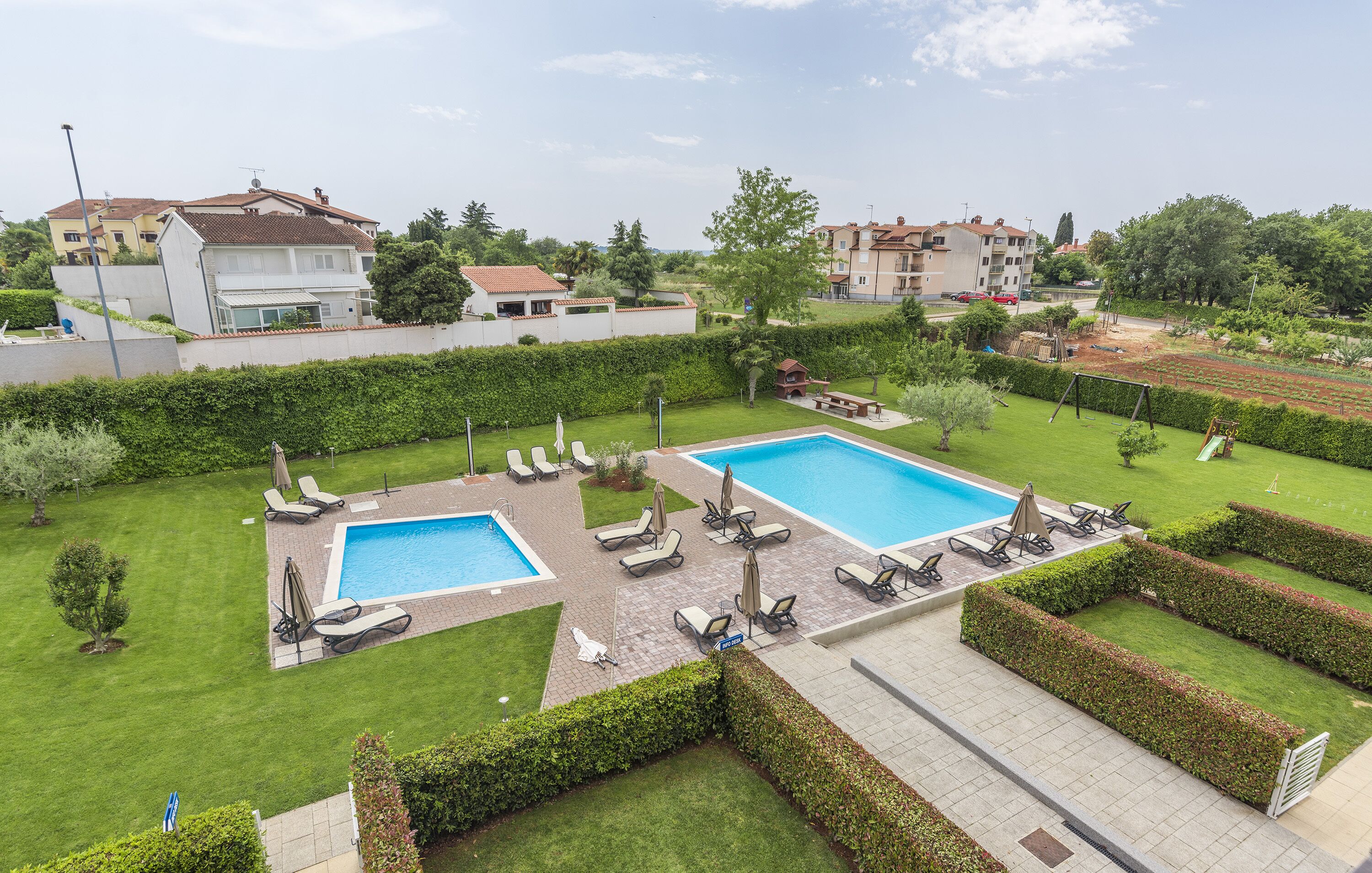 Maj Premium Residence