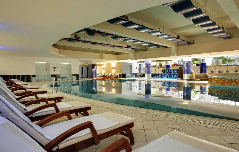 Valamar Diamant Hotel & Residence