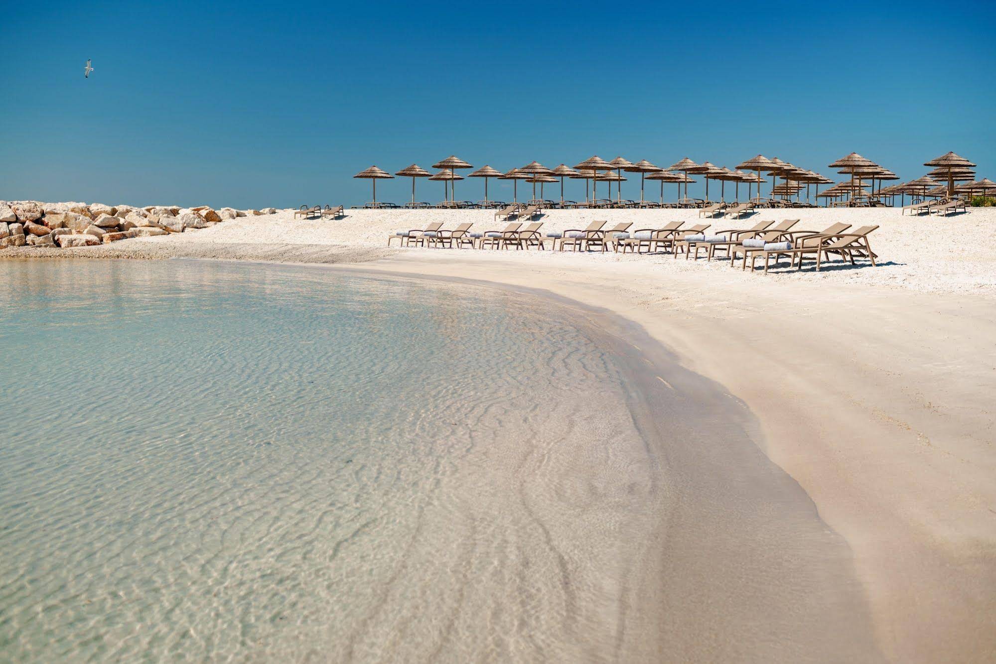 Isabella Island Miramare Suites & Villas