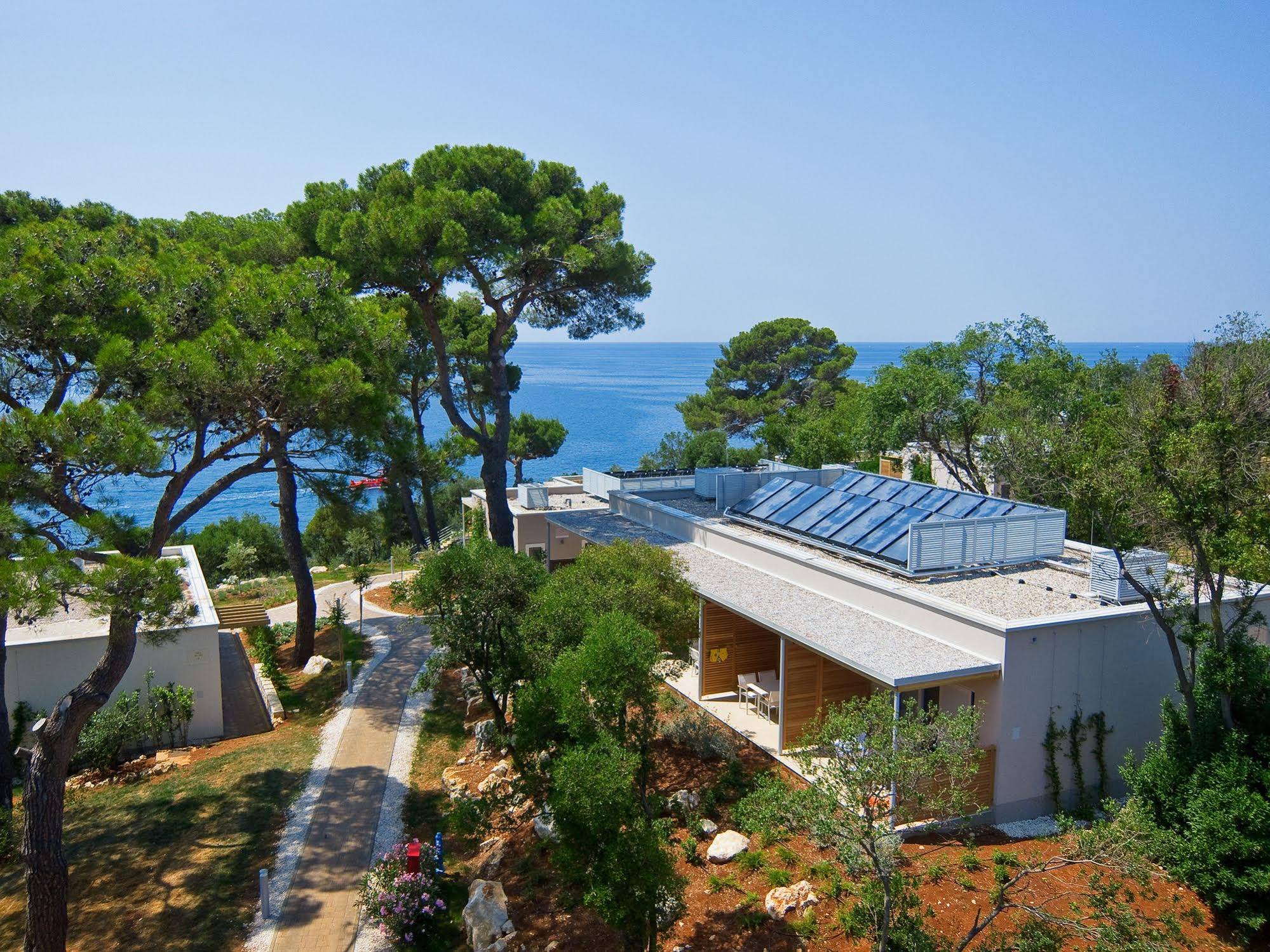 Isabella Island Miramare Suites & Villas