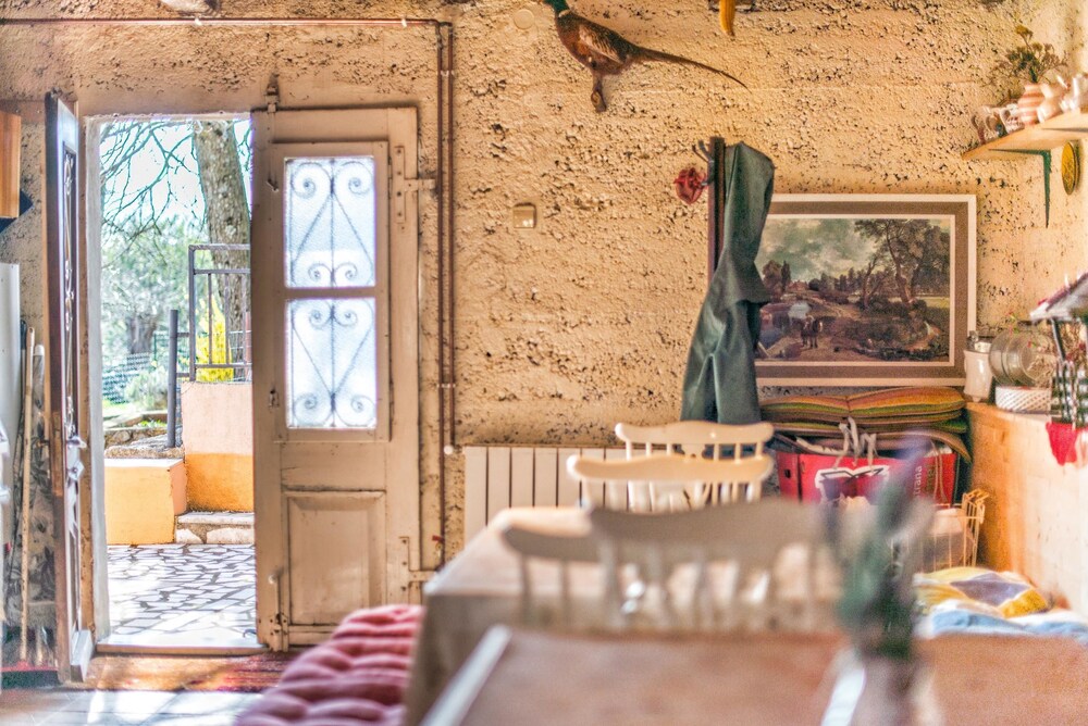 Holiday House Valter KN