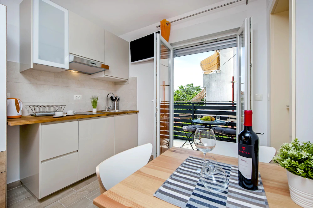 Apartment And Studio Tereza