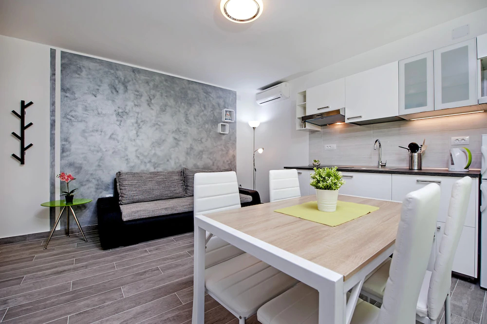 Apartment And Studio Tereza