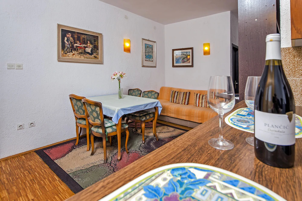 Apartment & Studio Vreto