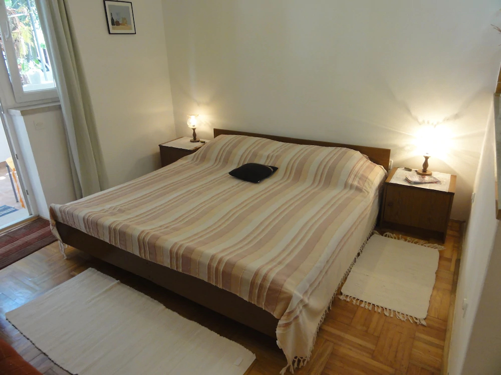 Apartment Buterer