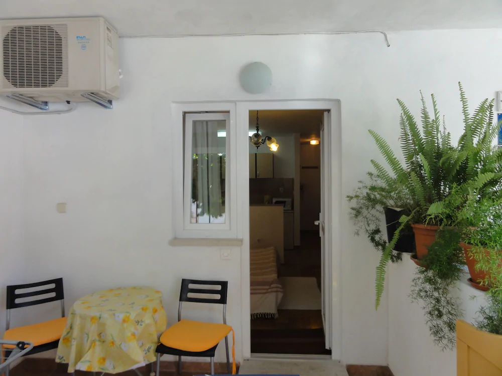 Apartment Buterer