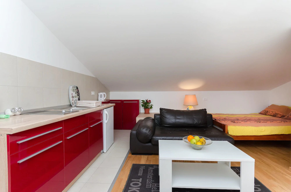Apartment Goran
