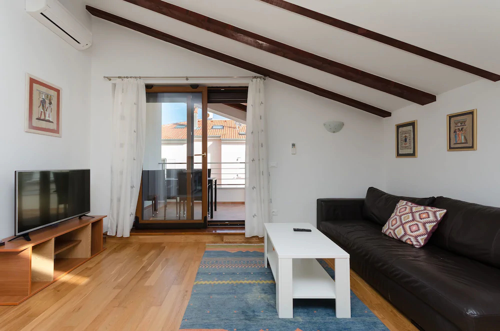 Apartment Goran