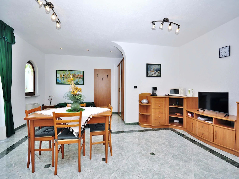 Apartments Alenka