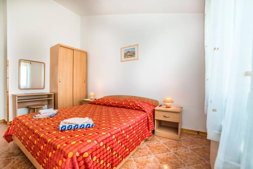 Apartments Banko 7