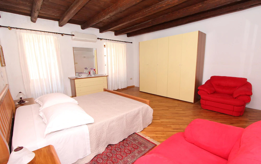 Apartments Ive