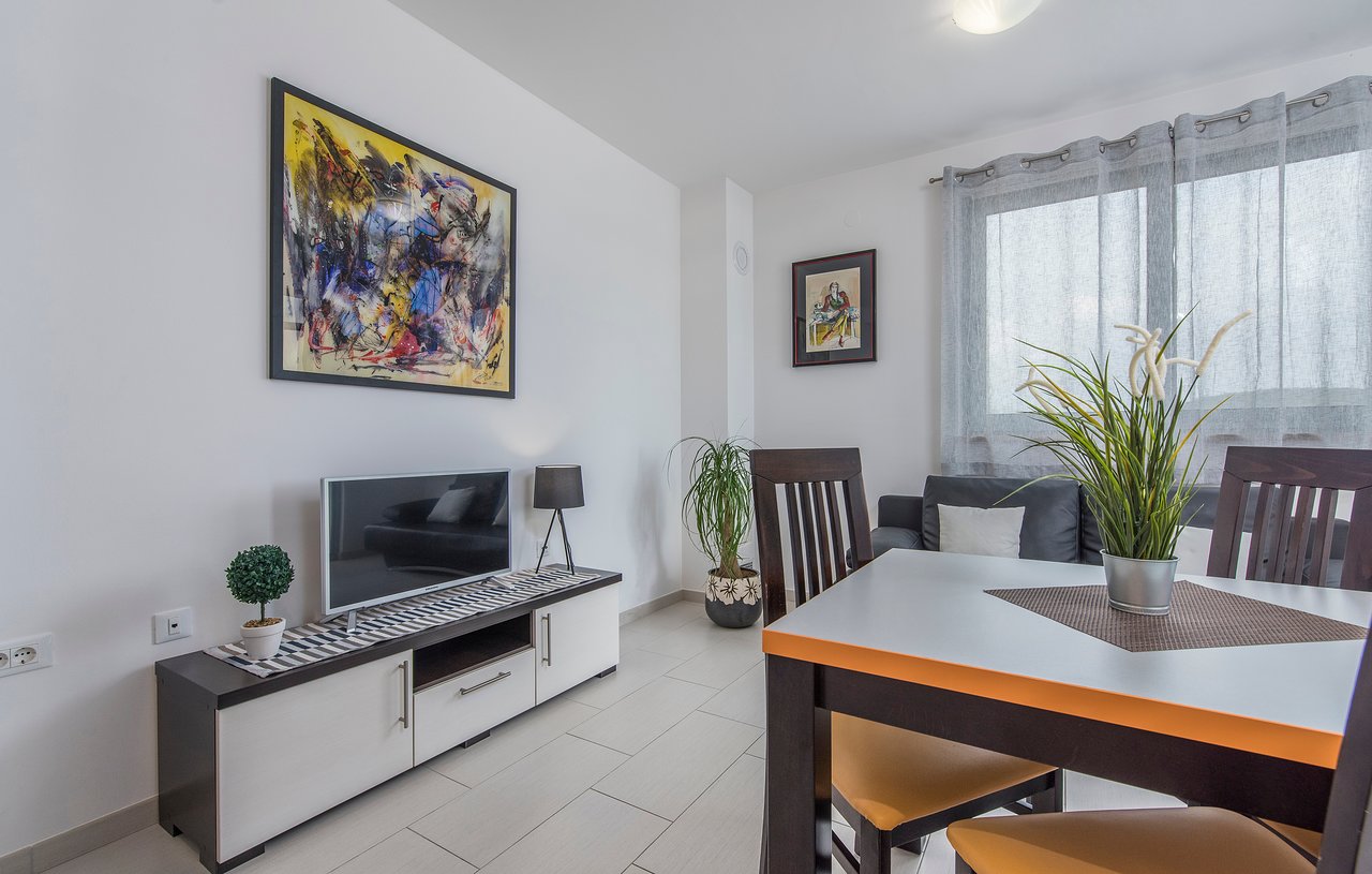 Apartments Kimi