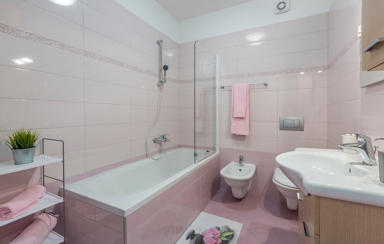 Apartments Kimi
