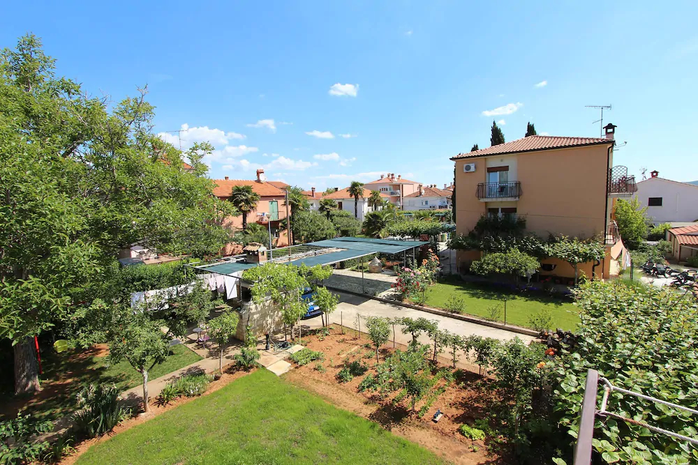 Apartments Miriana