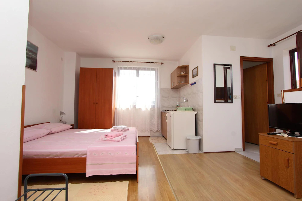 Apartments Miriana
