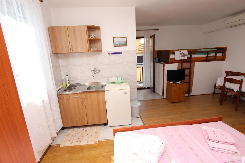 Apartments Miriana