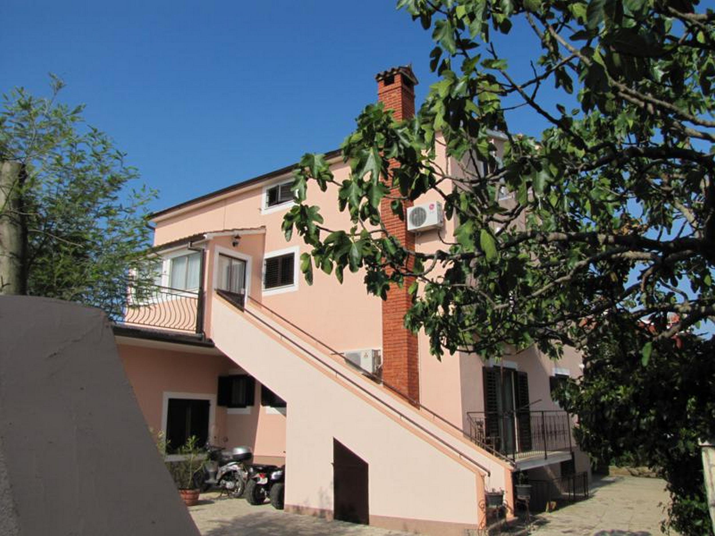 Apartments Peteh