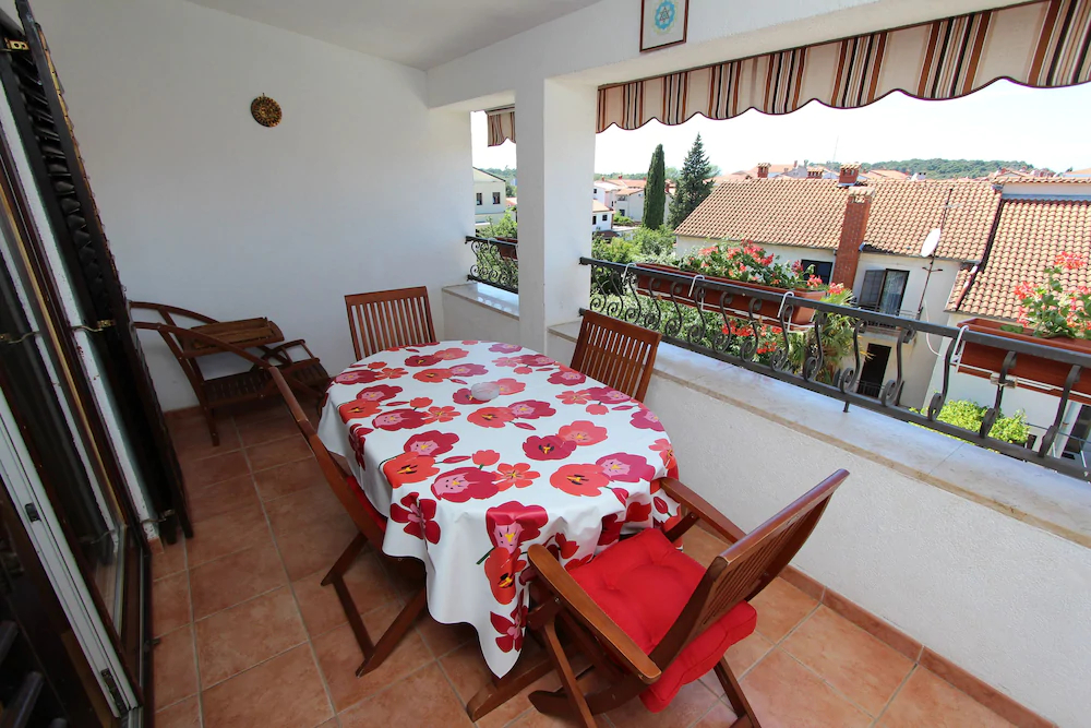 Apartments Romano