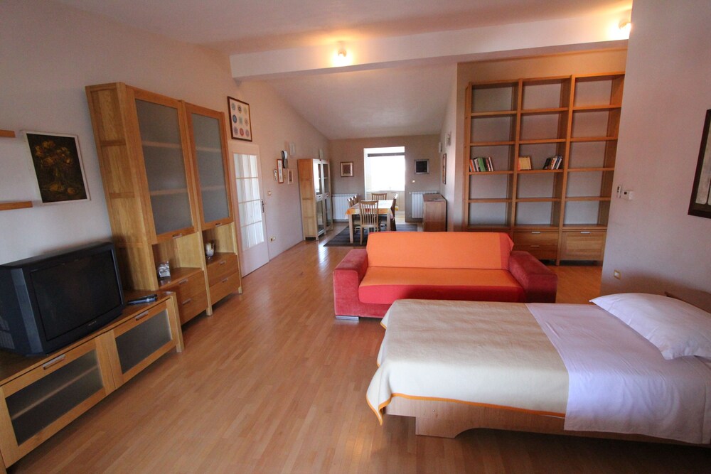 Apartments Romano