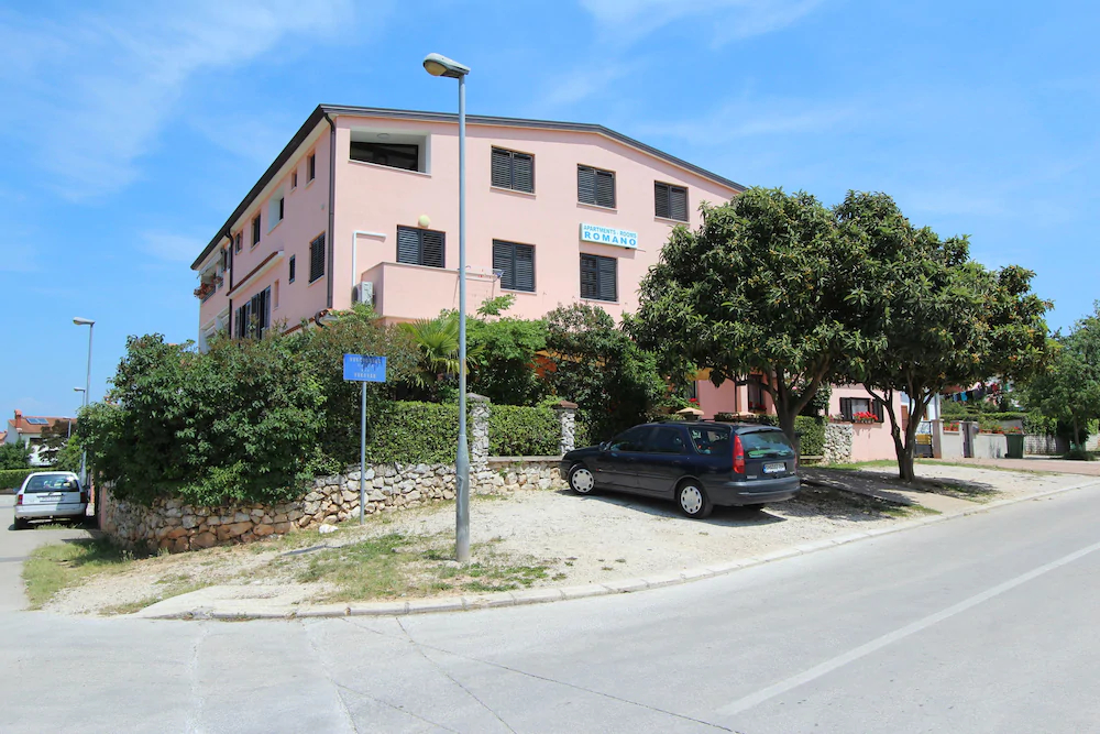 Apartments Romano