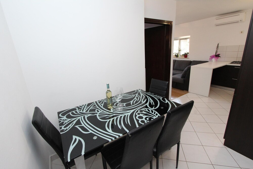 Apartments Tena
