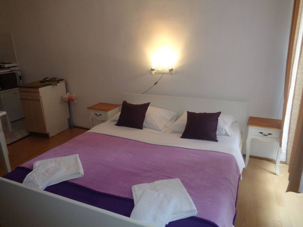 Cozy Studio Apartment Gordana