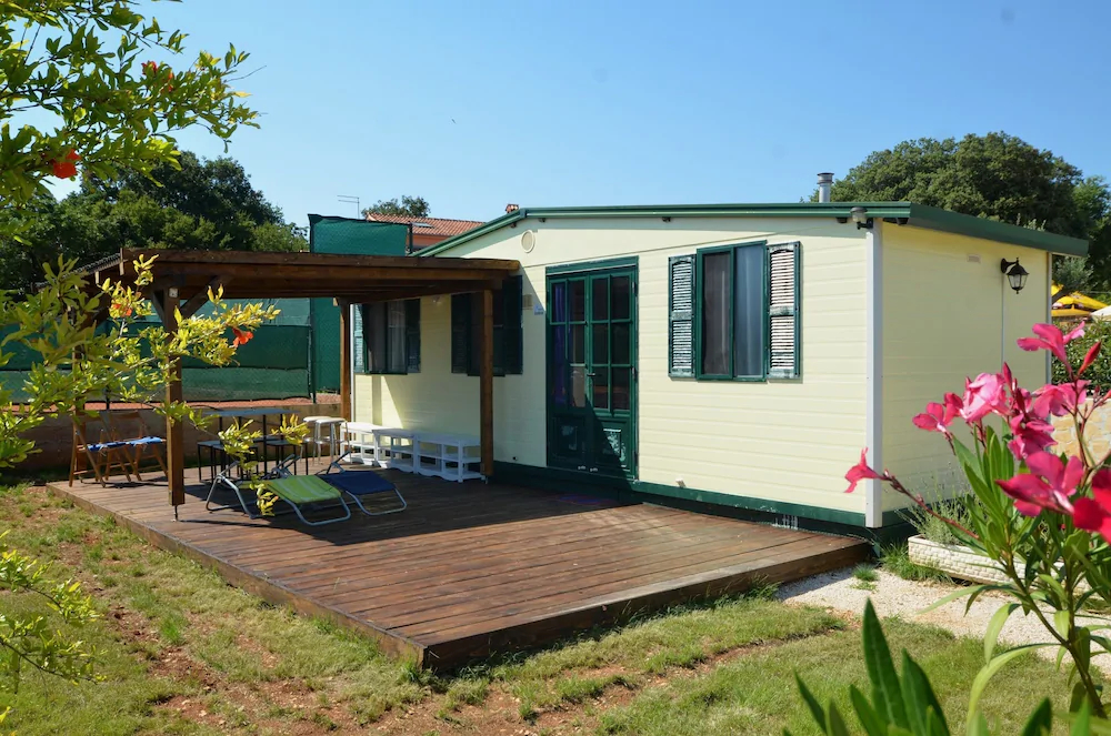 Flores Mobile Home