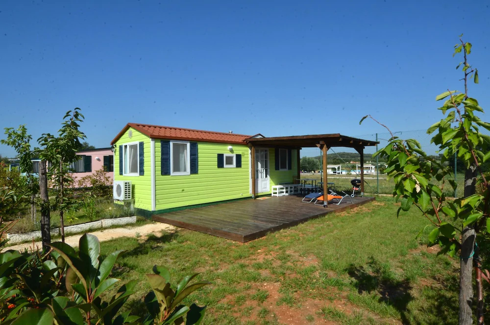 Flores Mobile Home