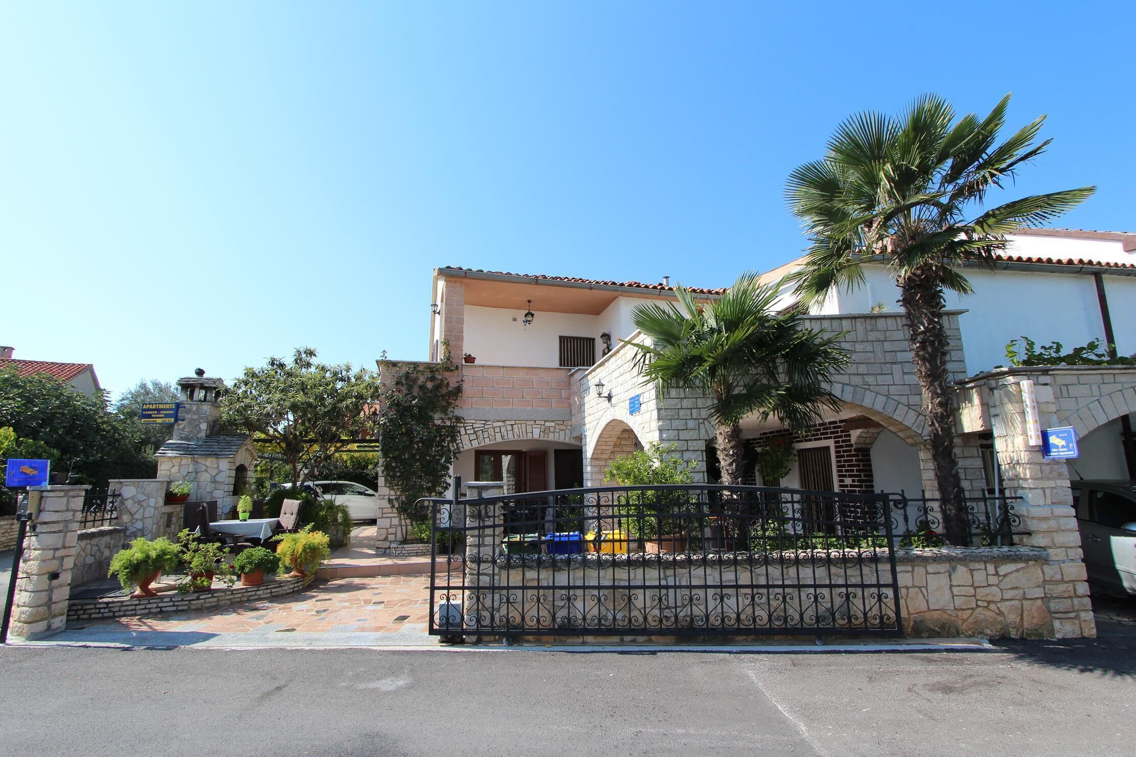 Guest House Rexa