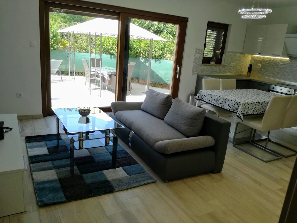 House Klaudio