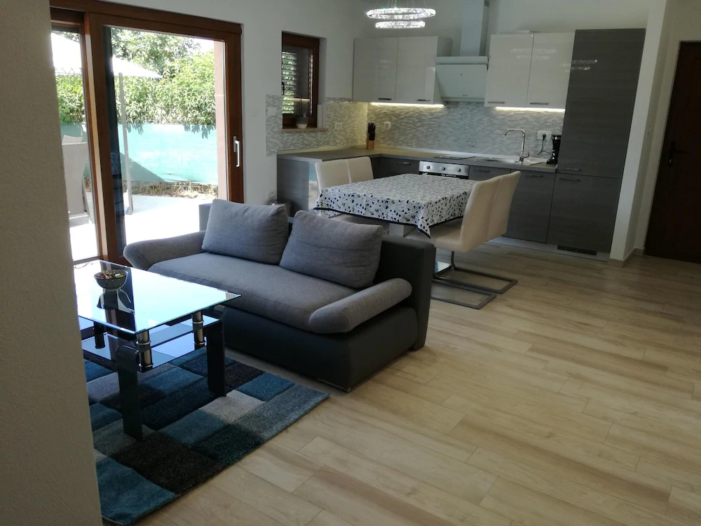 House Klaudio