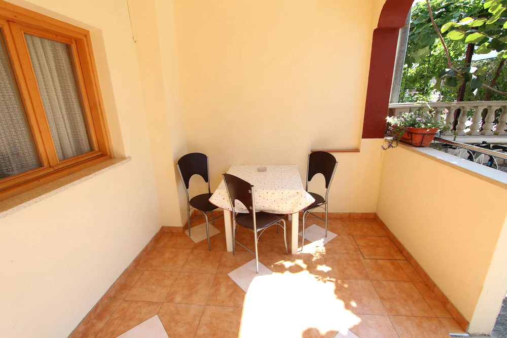 Room And Apartments Mariza
