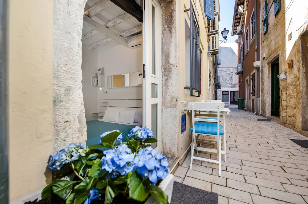 Room Marinata