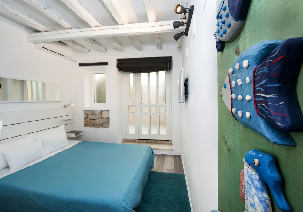 Room Marinata